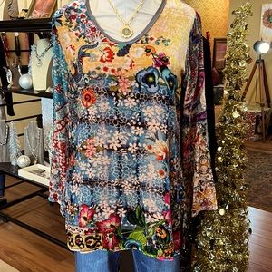 Johnny Was soft tunic!